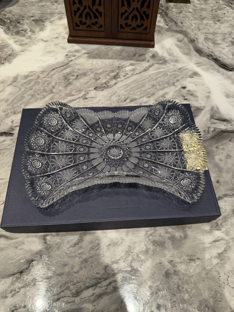 RC0040 صحن كريستال